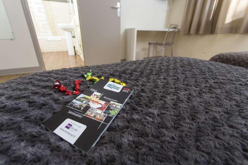 ブリット ホテル デュ パルク ニオール 部屋 写真